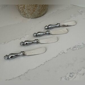 Stainless Steel Butter Knife Set - Elegant Spreaders (Set of 4).